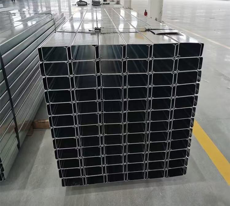 large‑bundle‑galvanized‑cold‑rolled‑c‑purlin‑in‑factory‑warehouse